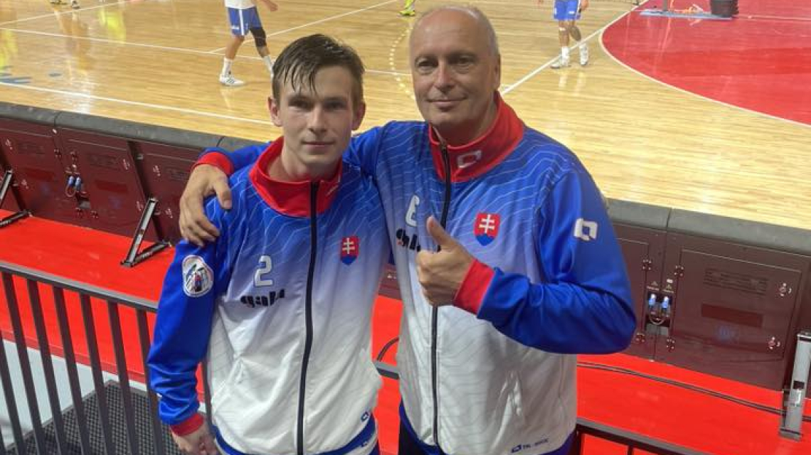 Lukáš Lešo hrá na Majstrovstvách sveta juniorov